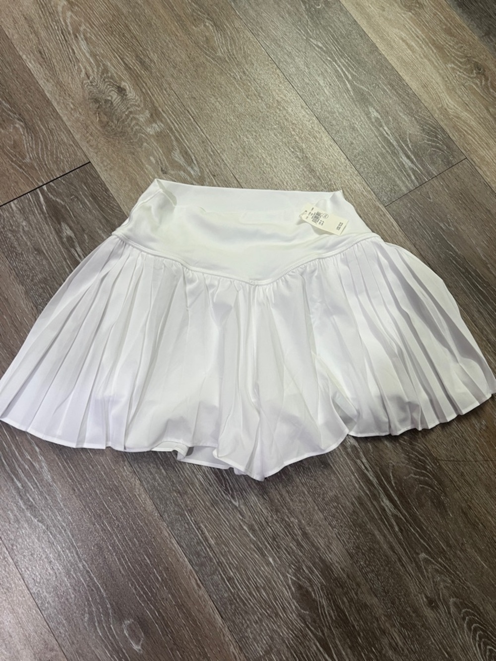 Offline by aerie real me pleated flowy short NWT